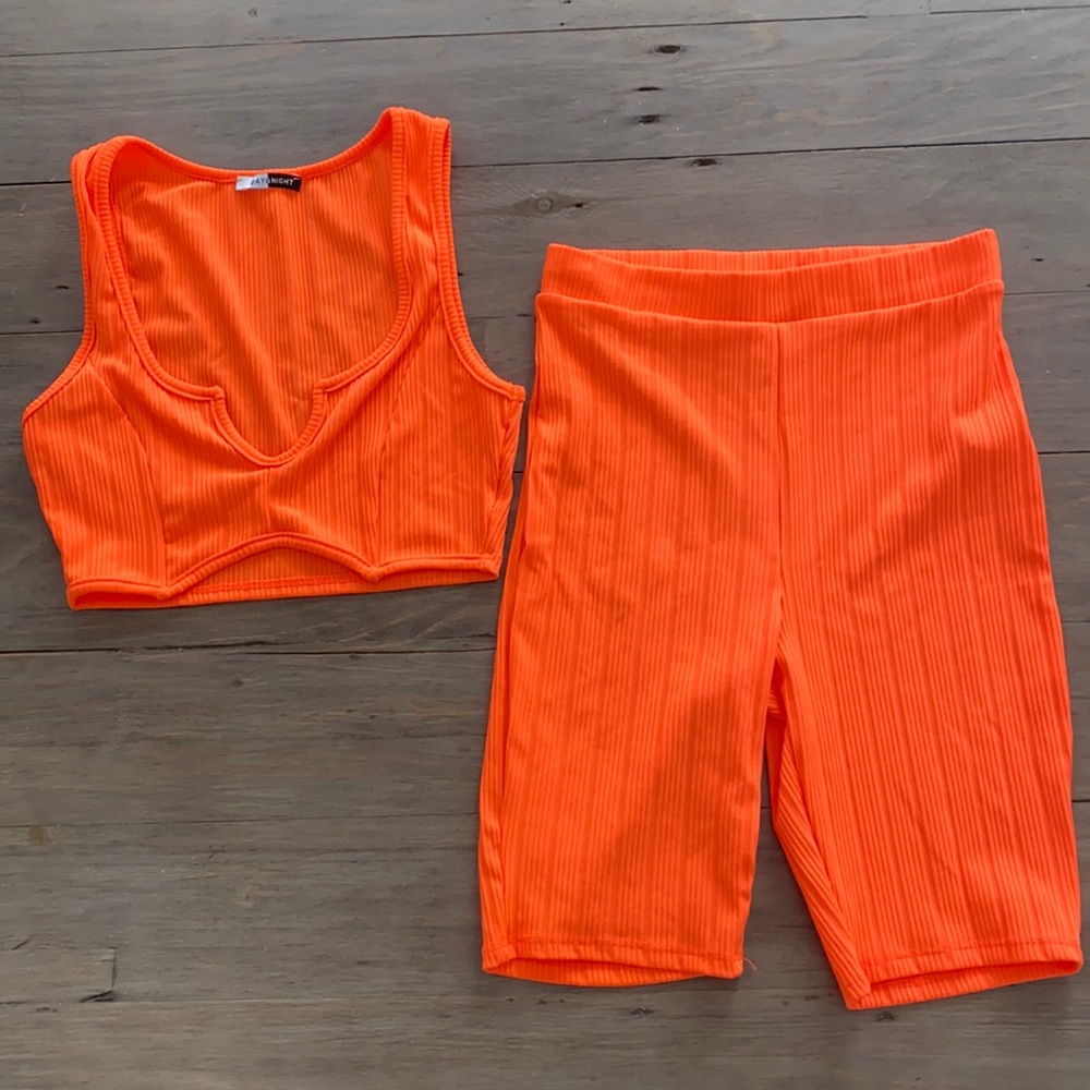 Bright orange 2 piece set